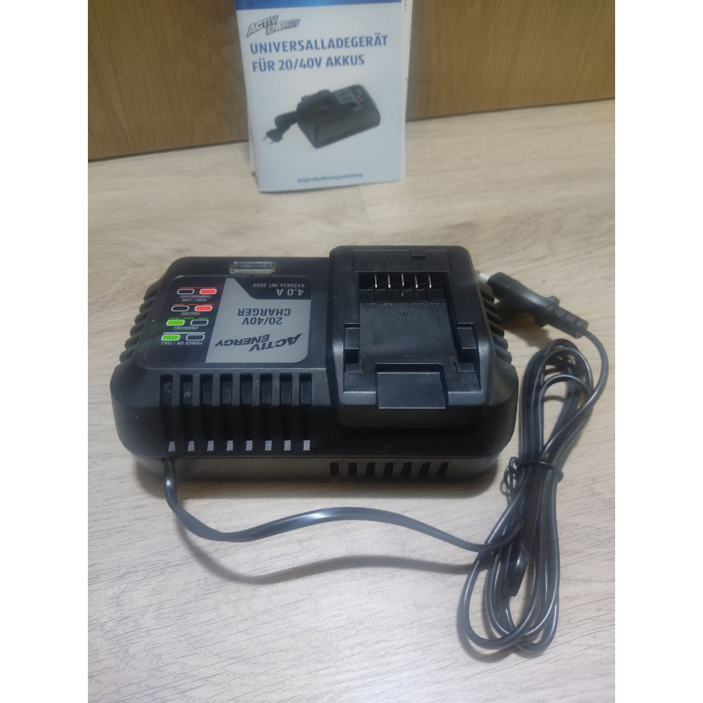 Универсальное зарядное устройство Ferrex XYZ563 Activ Energy, СТОК, (Товар из Европы)